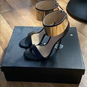 Jacqueline Bebe Gold Ankle Strap